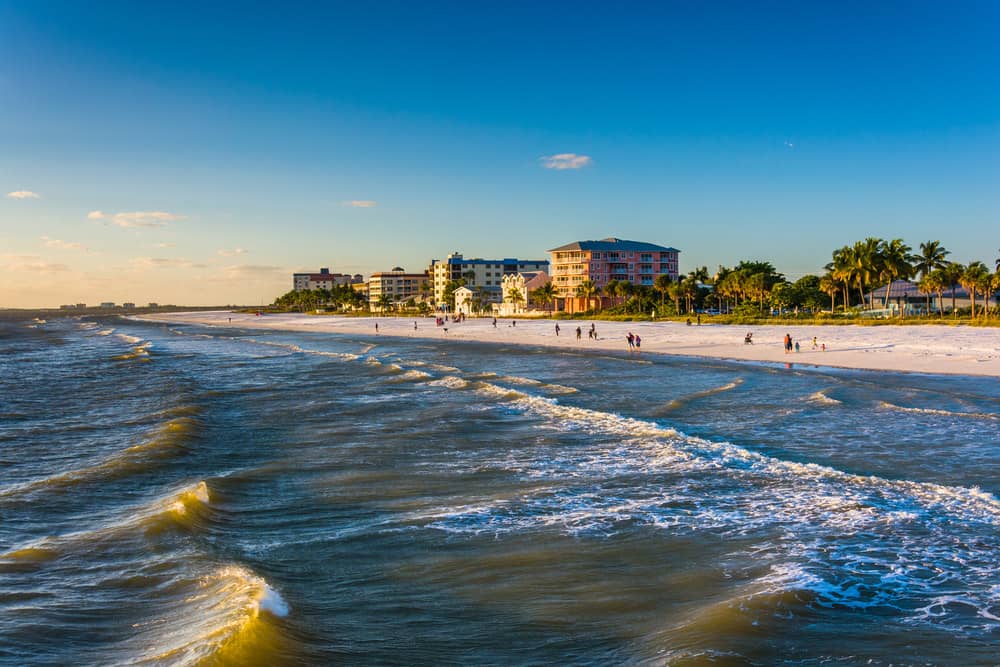 Best Beaches in Northern America in April